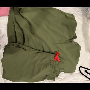 Wear figs Scrub set in Dark Olive